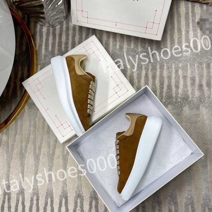 Top Thick soled Casual shoes designer shoe women Travel lace-up sneaker fashion lady Running Trainers platform men gym sneakers size 35-45, 06
Top Thick soled Casual shoes designer shoe women Travel lace-up sneaker fashion lady Running Trainers platform men gym sneakers size 35-45, 06