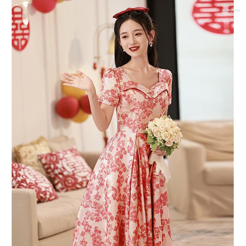 Ethnic Clothing Red Print Summer Bridesmaid Wedding Party Dressing Gown Women Short Sleeve Elegant Cheongsam Vestidso Satin Qipao
Ethnic Clothing Red Print Summer Bridesmaid Wedding Party Dressing Gown Women Short Sleeve Elegant Cheongsam Vestidso Satin Qipao