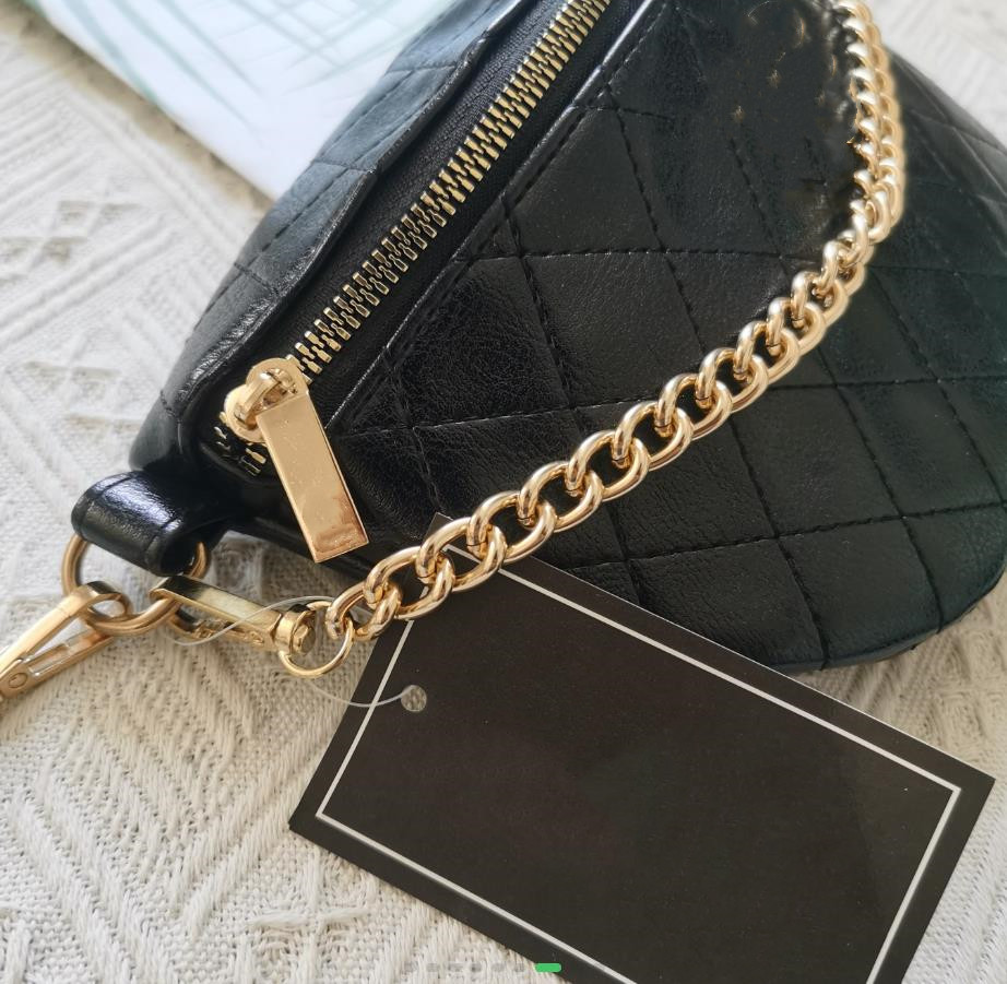 High-end chain bag niche texture broadband chest bag female oblique span all simple casual diamond lattice wandering bags Classic
High-end chain bag niche texture broadband chest bag female oblique span all simple casual diamond lattice wandering bags Classic