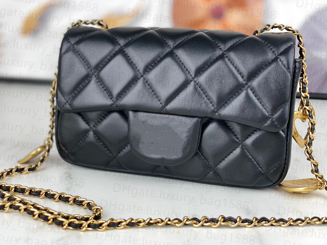 Fashion Quality Chain Bag Women Classic Flap Bag Heart shaped Sequins Accessories Designer Flap Bag Designer Bag, Pink
Fashion Quality Chain Bag Women Classic Flap Bag Heart shaped Sequins Accessories Designer Flap Bag Designer Bag, Pink