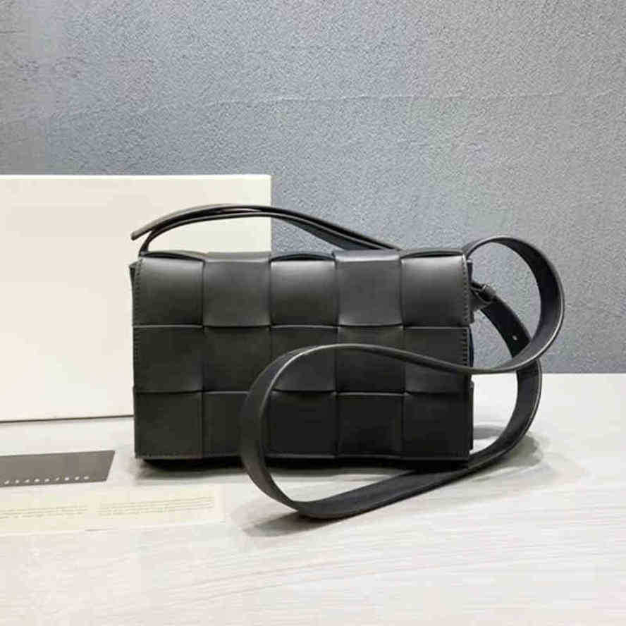 Designer Bottegas Bags Venetas Cassettes Handbags Cassettes Sheepskin Woven Bag Pillow Single Shoulder Oblique Cross Trend Fashion Hand Womens Genuine, Caramel
Designer Bottegas Bags Venetas Cassettes Handbags Cassettes Sheepskin Woven Bag Pillow Single Shoulder Oblique Cross Trend Fashion Hand Womens Genuine, Caramel