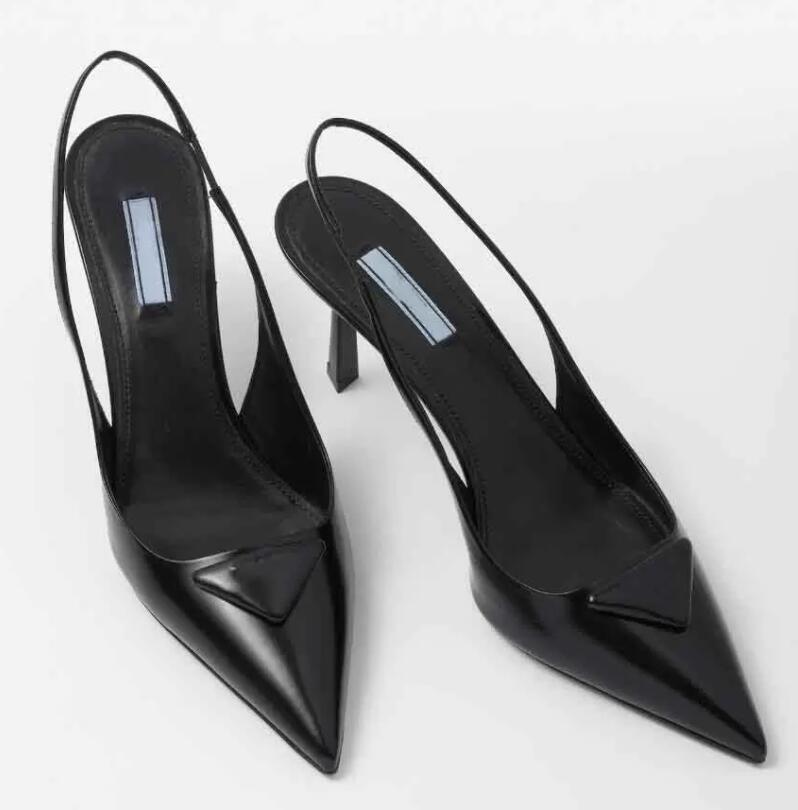Summer Romantic & Elegant Triangle Brushed Leather Sandals Shoes For Women Slingback Pumps Luxury Footwear Women High Heels Party Wedding Dress Heel Shoe with box
Summer Romantic & Elegant Triangle Brushed Leather Sandals Shoes For Women Slingback Pumps Luxury Footwear Women High Heels Party Wedding Dress Heel Shoe with box