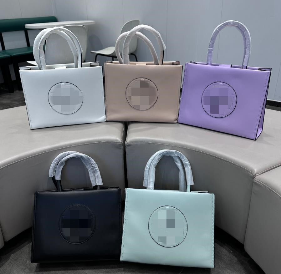 Women's bag shopping bag Large capacity spliced zipper Tote bag Single shoulder crossbody bag for women, 10*8*20cm
Women's bag shopping bag Large capacity spliced zipper Tote bag Single shoulder crossbody bag for women, 10*8*20cm