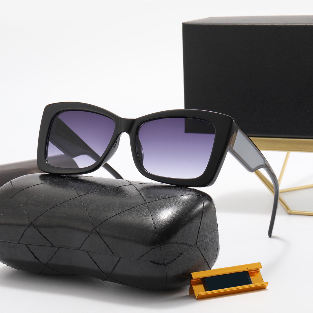 Bow sunglasses ladies sunglasses mens sun glasses Wide leg Metal letter logo design beach UV400 sunglasses Factory direct sales affordable sunglasses
Bow sunglasses ladies sunglasses mens sun glasses Wide leg Metal letter logo design beach UV400 sunglasses Factory direct sales affordable sunglasses