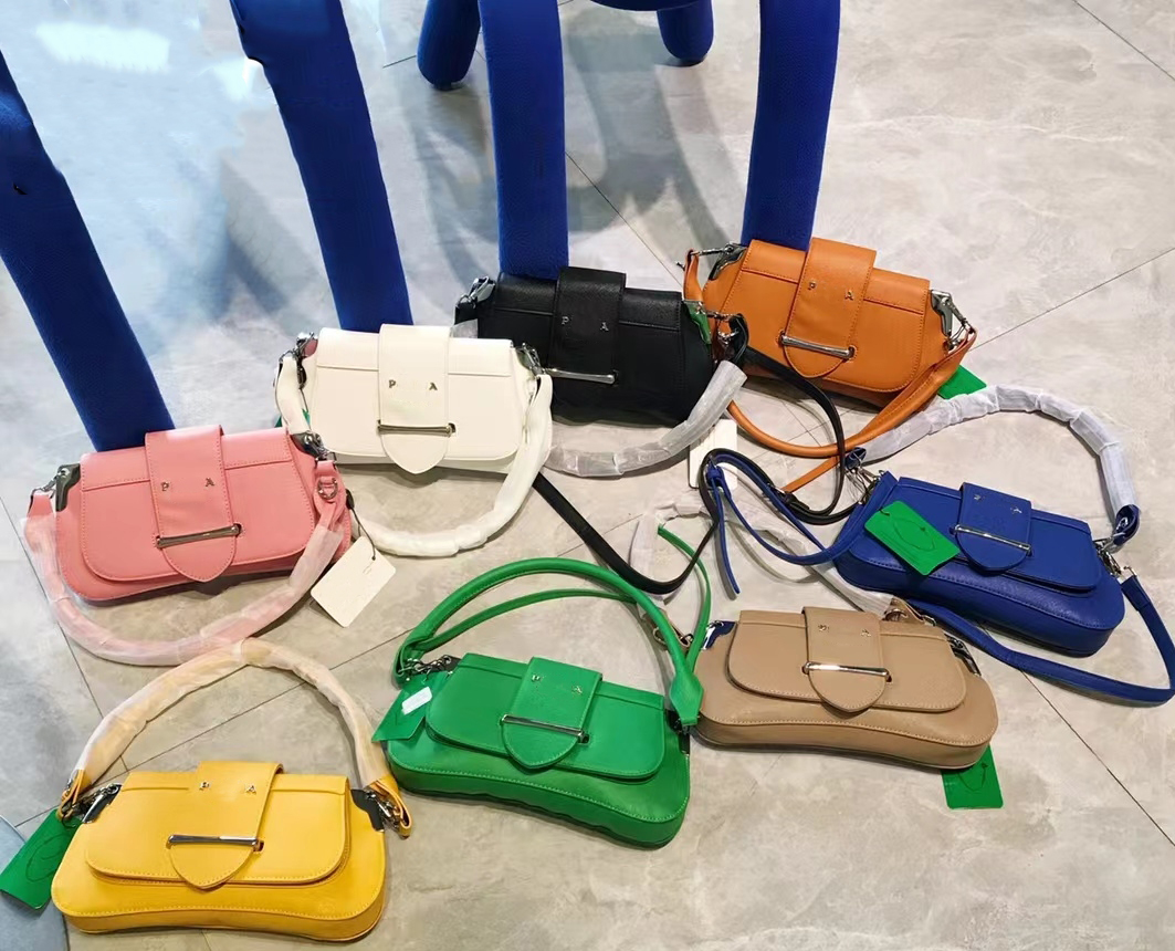 Fashion Designer Womens Shoulder Bags Tote Bag Women Handbag Mini Leahter High Quality Leather Crossbody Shopping Luxury, White
Fashion Designer Womens Shoulder Bags Tote Bag Women Handbag Mini Leahter High Quality Leather Crossbody Shopping Luxury, White