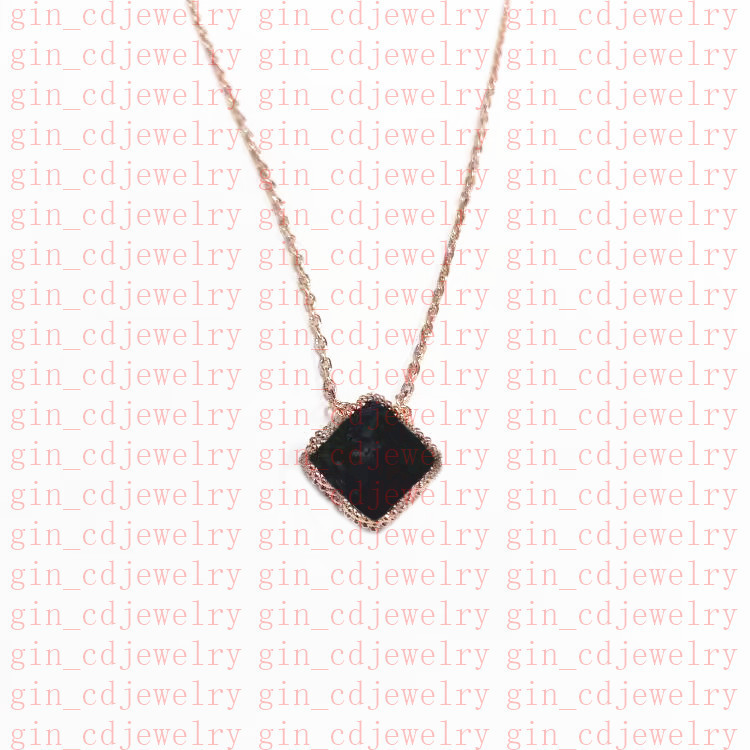 Polygonal Luxury Design with 17 Colors Optional Clover Pendant Necklace Earrings Jewelry Set for Women, Extremely Exquisite
Polygonal Luxury Design with 17 Colors Optional Clover Pendant Necklace Earrings Jewelry Set for Women, Extremely Exquisite