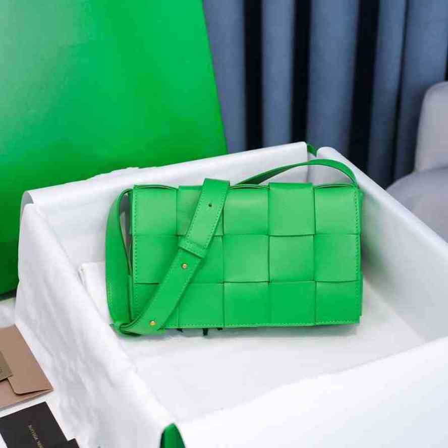 Cassettes Bottegas Bags Venetas Handbags New Mens and Womens 3grid Cassettes Messenger Bag Green Q3q5, Light green
Cassettes Bottegas Bags Venetas Handbags New Mens and Womens 3grid Cassettes Messenger Bag Green Q3q5, Light green