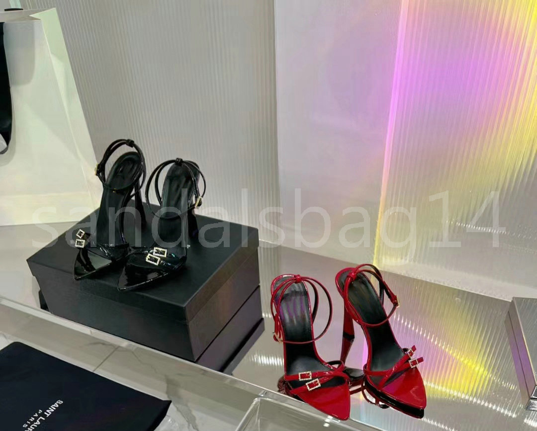 Designer Heeled Slippers Women's Shoes Ladies Slippers Ladies Flip Flops Sandals Outdoor Beach Flats Slippers Sexy Woven Leather adies designer sandals, Red
Designer Heeled Slippers Women's Shoes Ladies Slippers Ladies Flip Flops Sandals Outdoor Beach Flats Slippers Sexy Woven Leather adies designer sandals, Red