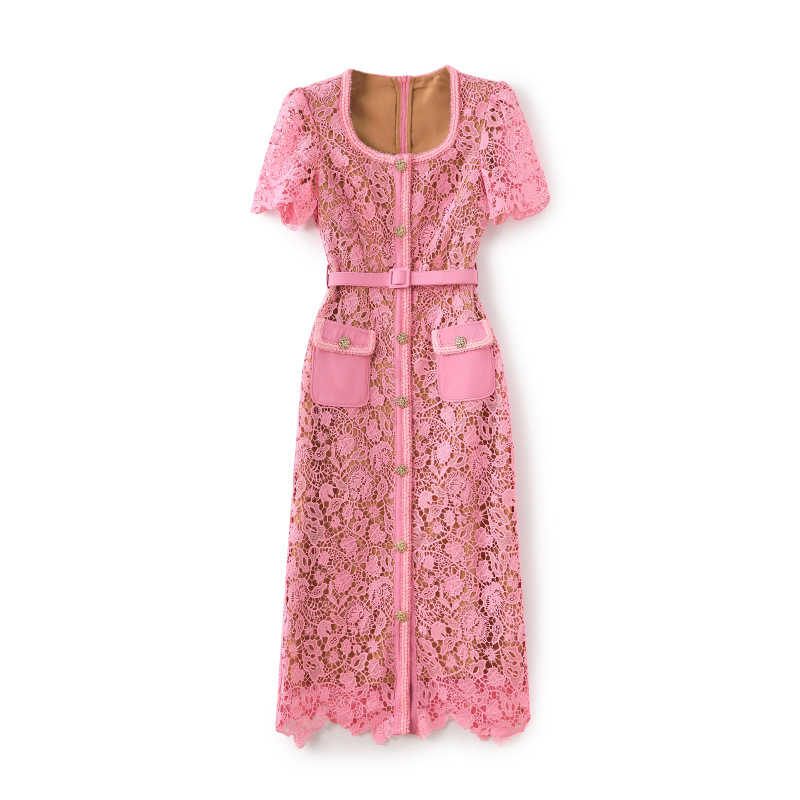 2023 Summer Pink Solid Color Embroidery Dress Short Sleeve Square Neck Buttons Midi Casual Dresses W3L043105
2023 Summer Pink Solid Color Embroidery Dress Short Sleeve Square Neck Buttons Midi Casual Dresses W3L043105