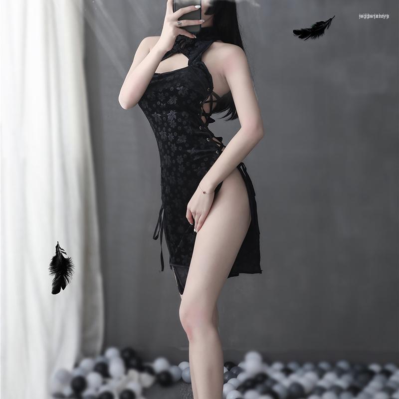 Ethnic Clothing Women Sexy Lingerie High Split Hollow Cheongsam Temptation Suit Pajamas Transparent Lace Suspender Nightdress Retro Qipao
Ethnic Clothing Women Sexy Lingerie High Split Hollow Cheongsam Temptation Suit Pajamas Transparent Lace Suspender Nightdress Retro Qipao