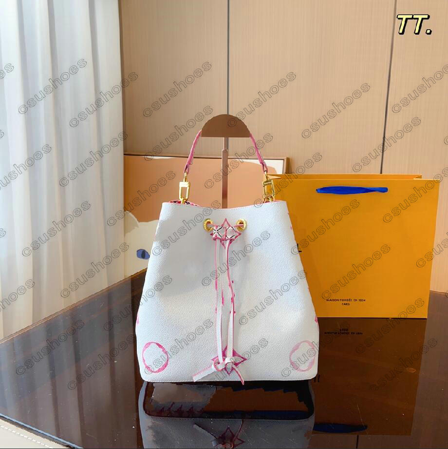 Summer By The Pool NEONOE MM Bag Cotton Womens Bucket bag Neo Noe Embroidered Monograms Drawstring Shoulder Bag Designer Purse Crossbody M23080 M22852 M22986
Summer By The Pool NEONOE MM Bag Cotton Womens Bucket bag Neo Noe Embroidered Monograms Drawstring Shoulder Bag Designer Purse Crossbody M23080 M22852 M22986