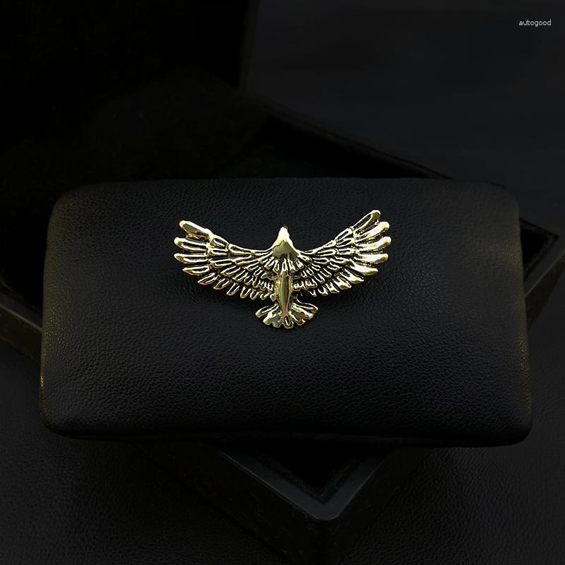 Brooches Exquisite Retro Bird Brooch Small Suit Corsage Pin For Men Coat Flying Animal Pins Lucky Gifts Jewelry Clothing Accesories
Brooches Exquisite Retro Bird Brooch Small Suit Corsage Pin For Men Coat Flying Animal Pins Lucky Gifts Jewelry Clothing Accesories