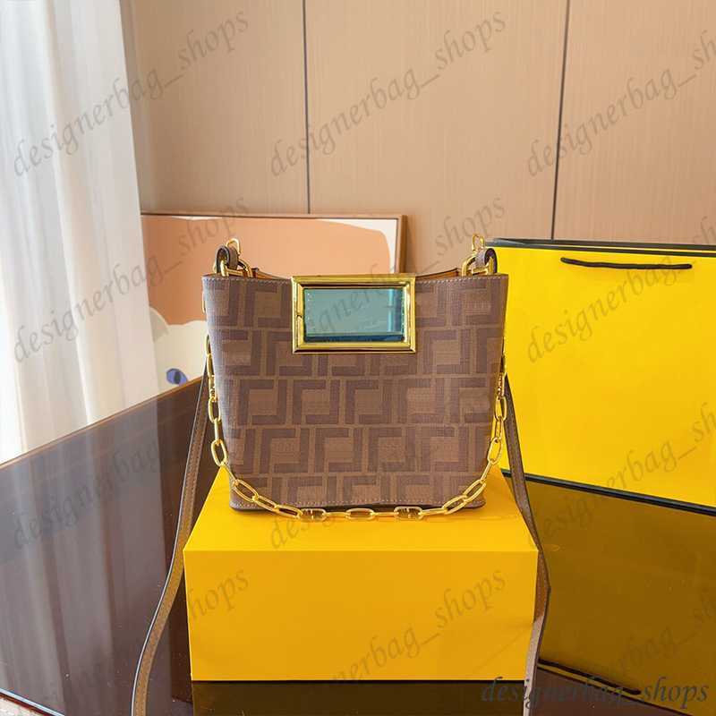 Famous Luxury Bags Classic Size Leather Simple Atmosphere Design Leather Chain Double Strap Crossbody Bag Women Fashion Temperament Shoulder Bag Handbag 230603, Coffee
Famous Luxury Bags Classic Size Leather Simple Atmosphere Design Leather Chain Double Strap Crossbody Bag Women Fashion Temperament Shoulder Bag Handbag 230603, Coffee