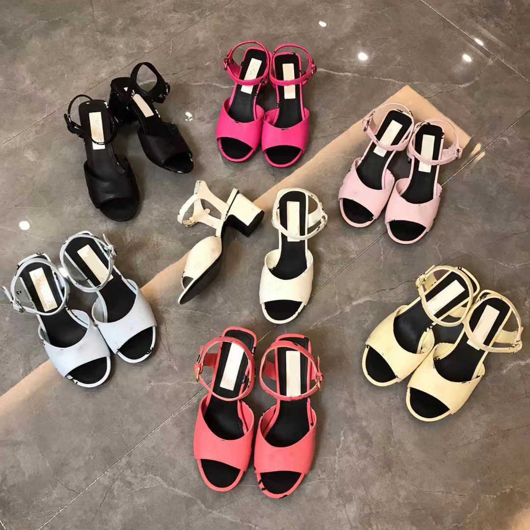 designer sandals Womens Printed Chunky Heel Sandals Sling backs Dress Shoes designer sandals women Classic Fuchsia Slides Ladies Buckle Strap Casual Shoe, Pink
designer sandals Womens Printed Chunky Heel Sandals Sling backs Dress Shoes designer sandals women Classic Fuchsia Slides Ladies Buckle Strap Casual Shoe, Pink