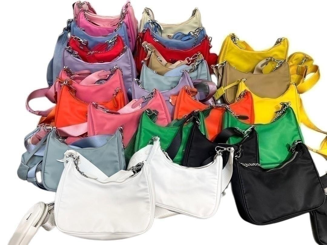 designer bag summer outdoor colorful canvas bag shoulder bag beach bag fabric breathable and absorbent with small purse for convenient travel shopping, Customize
designer bag summer outdoor colorful canvas bag shoulder bag beach bag fabric breathable and absorbent with small purse for convenient travel shopping, Customize