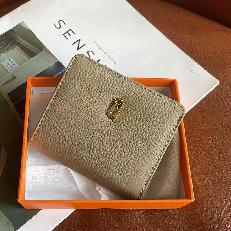 Fashion women's Purse Handbag Men's Women's Leather cowhide Long purse pu Leather Single zipper purse Classic coin purse card holder, Brown
Fashion women's Purse Handbag Men's Women's Leather cowhide Long purse pu Leather Single zipper purse Classic coin purse card holder, Brown