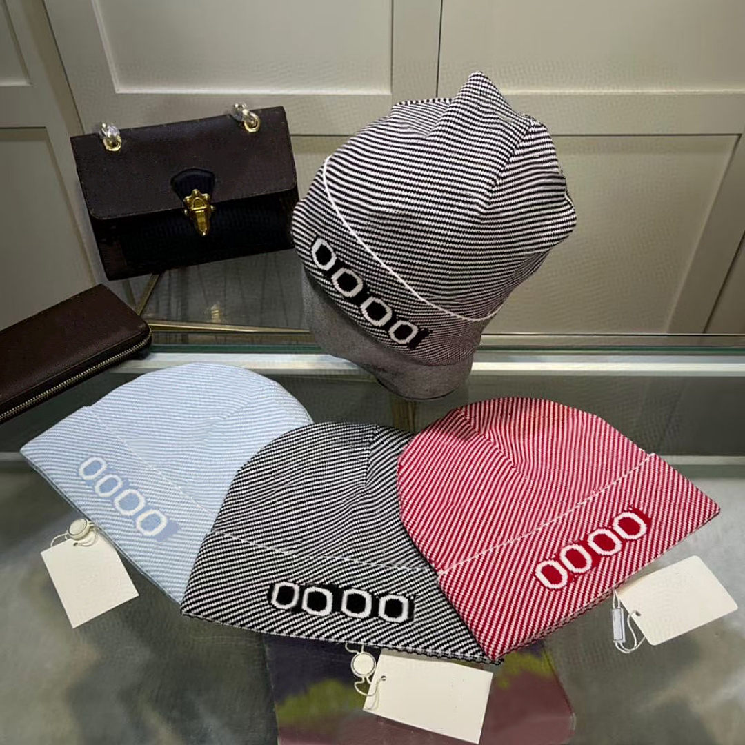 Fashion Designer beanie caps Men's Autumn letter thermal hat women's winter ski bonnet High Quality Skull cap Multi-color casual warm knit hats, 15
Fashion Designer beanie caps Men's Autumn letter thermal hat women's winter ski bonnet High Quality Skull cap Multi-color casual warm knit hats, 15