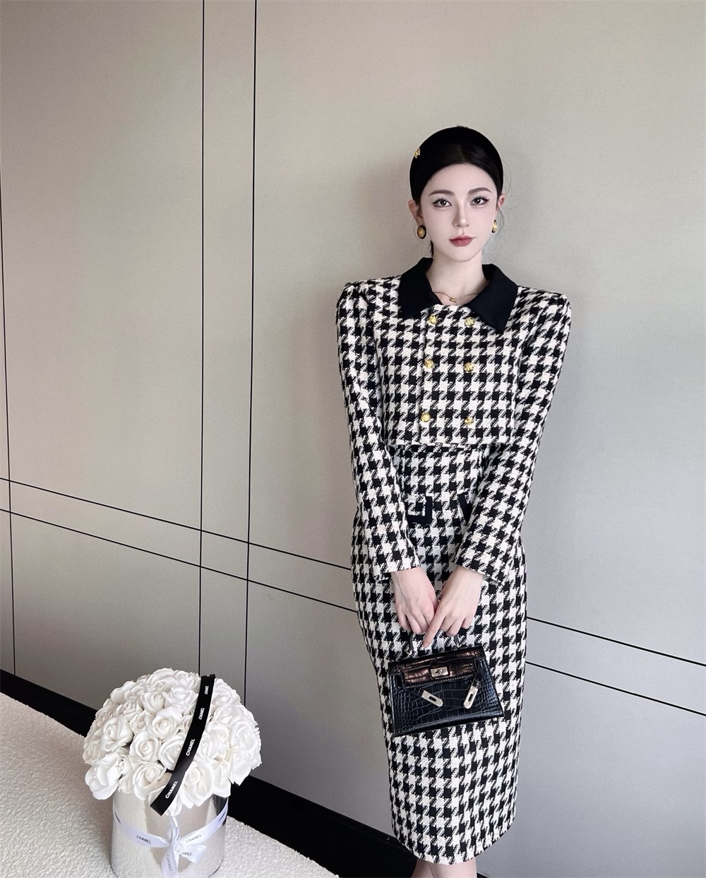 Two Piece Dress Winter Fashion Tweed Cropped Jacket Dress Sets Retro Plaid Short Coat Sexy Strapless Slim Bodycon Dress Two Piece Sets Women 2023