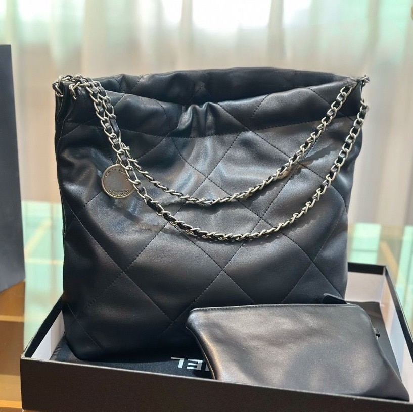 Womens Bag Cc Bag Shop Bag Designer Leather Tote Bags Crossbody Handbag Shoulder Bag Fashion Bag Sling Bag Sheepskin Quilted Bag Square Bag Mommy Bag Trash Bag, Black
Womens Bag Cc Bag Shop Bag Designer Leather Tote Bags Crossbody Handbag Shoulder Bag Fashion Bag Sling Bag Sheepskin Quilted Bag Square Bag Mommy Bag Trash Bag, Black