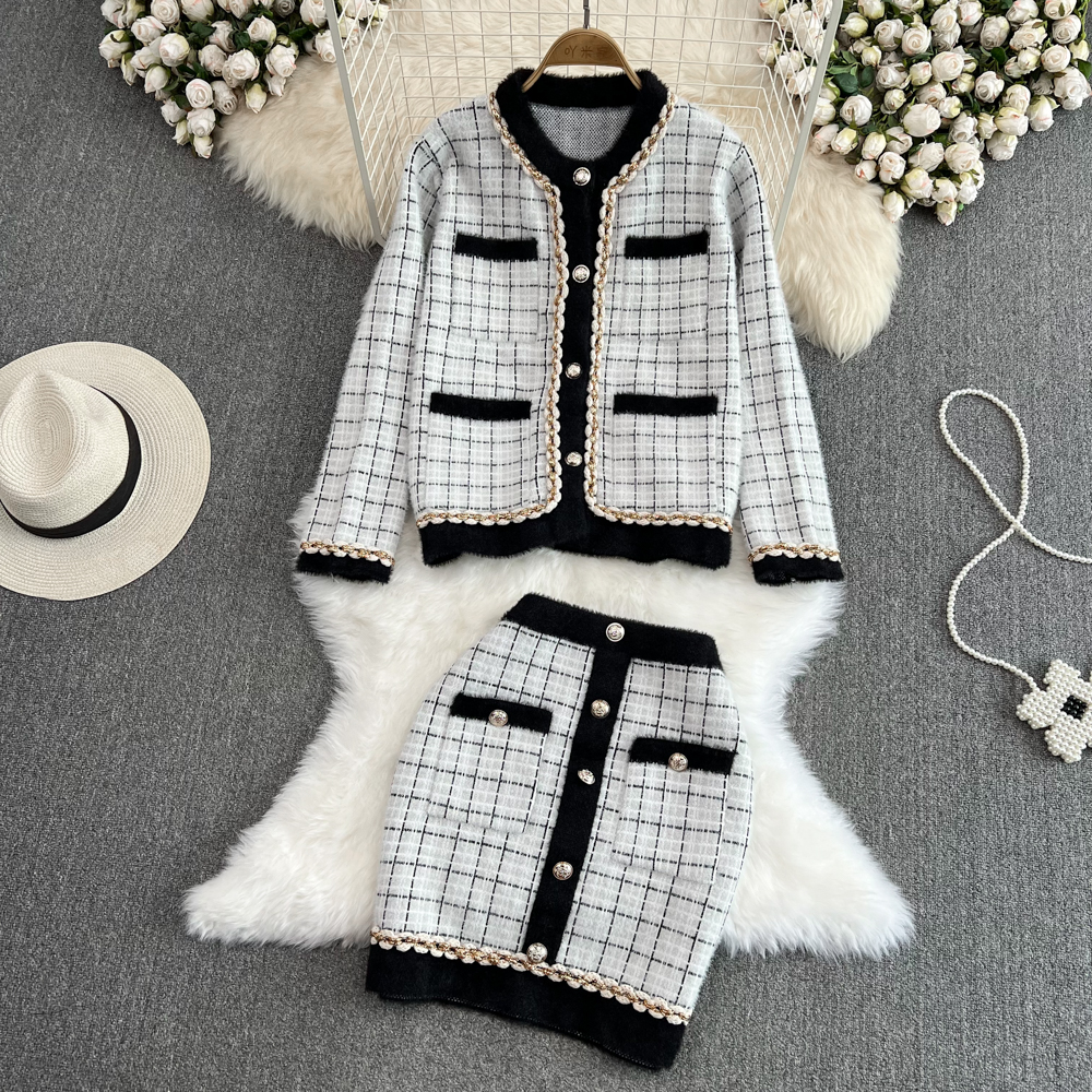 Two Piece Dress Soft Imitation Mink Fleece Sweater Skirt Suits Female Fall Winter Retro Plaid Knitted Cardigan Mini Skirt Women Two Piece Set 2024