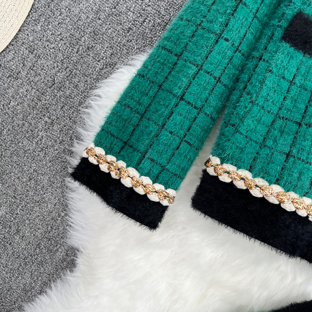 Two Piece Dress Soft Imitation Mink Fleece Sweater Skirt Suits Female Fall Winter Retro Plaid Knitted Cardigan Mini Skirt Women Two Piece Set 2024