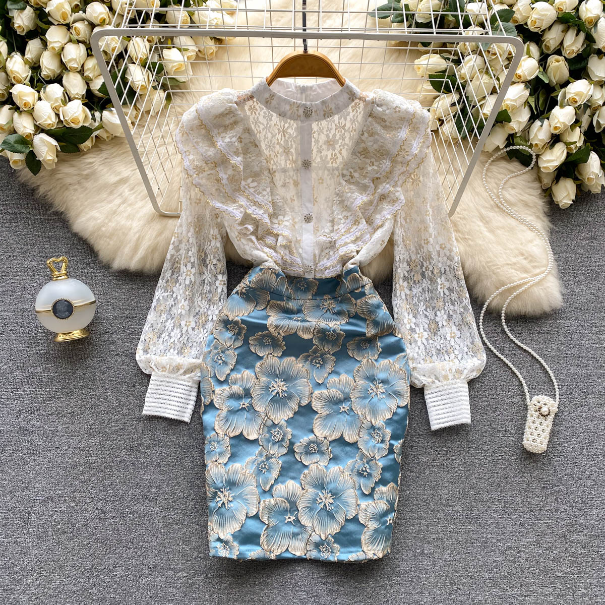 2023 Casual Dresses Summer Elegant Runway Fashion Luxury Party Dress Women's Long Sleeve sequins Lace Patchwork Jacquard Bodycon Dress Vintage Mini Vestidos, Same as picture
2023 Casual Dresses Summer Elegant Runway Fashion Luxury Party Dress Women's Long Sleeve sequins Lace Patchwork Jacquard Bodycon Dress Vintage Mini Vestidos, Same as picture