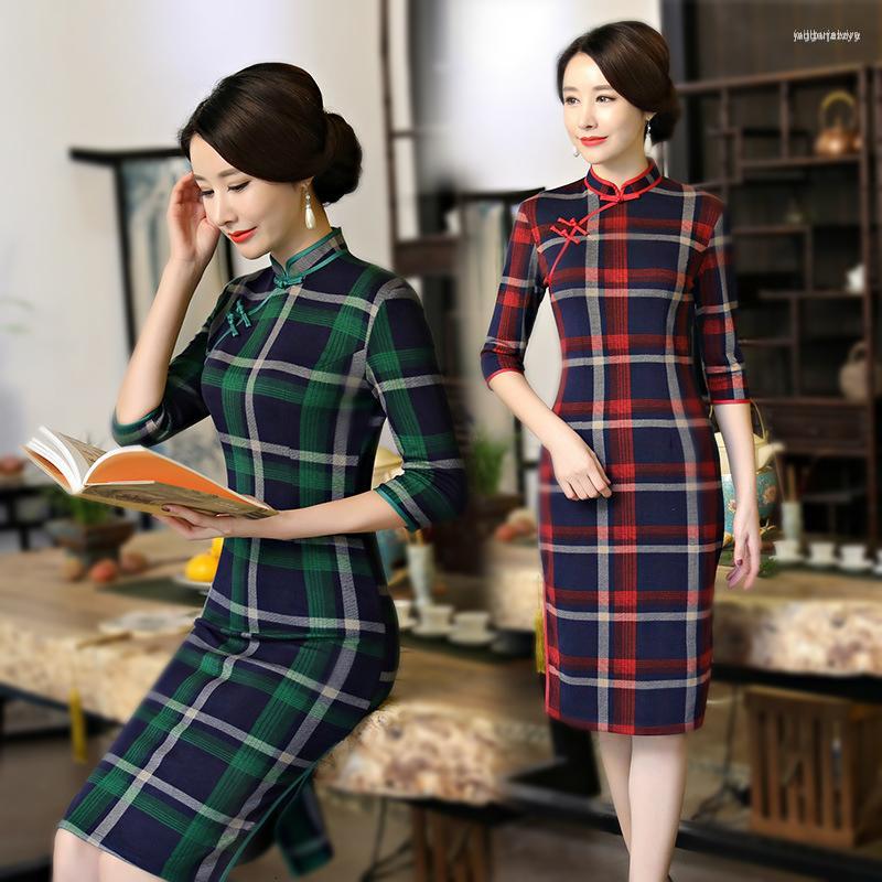 Ethnic Clothing Sheng Coco Woman Knitting Elastic Force Cotton Dress Cheongsam Plaid Vintage Lattice Knee Qipao Chinese Oriental Style
Ethnic Clothing Sheng Coco Woman Knitting Elastic Force Cotton Dress Cheongsam Plaid Vintage Lattice Knee Qipao Chinese Oriental Style