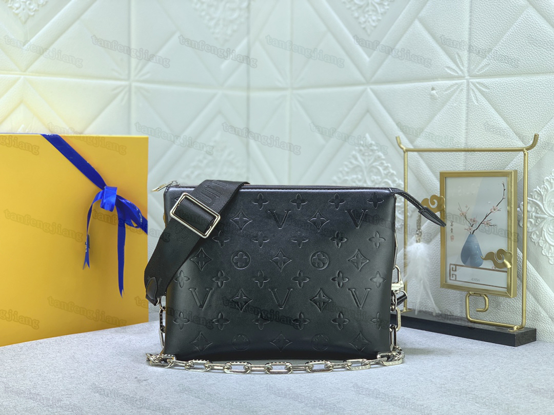 Fashion Classic Women's Handbag One Shoulder True Leather Bag Cover Inner Partition Letter Flower Pattern with Dust Bag
Fashion Classic Women's Handbag One Shoulder True Leather Bag Cover Inner Partition Letter Flower Pattern with Dust Bag