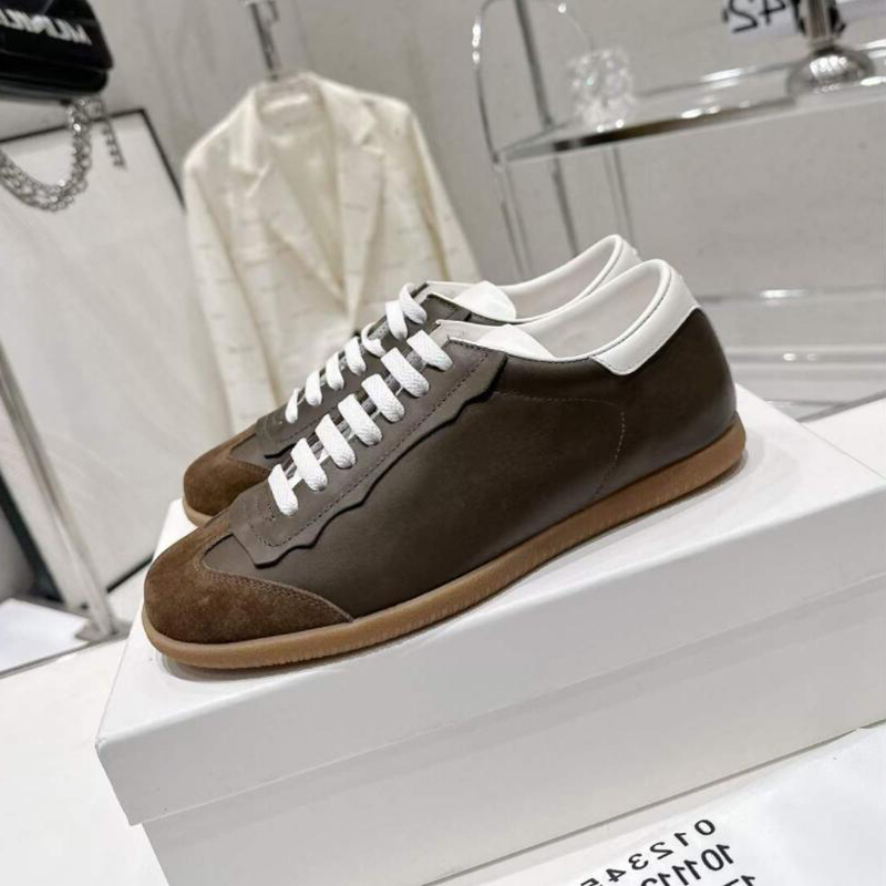 Fashion Wonem Casual Shoes Trendy PLAY Soft Bottom Runners Sneakers Italy Delicate Calfskin Onyx Resin Low Top Elastic Band Designer Drive Athletic Shoes Box EU 35-41, #5
Fashion Wonem Casual Shoes Trendy PLAY Soft Bottom Runners Sneakers Italy Delicate Calfskin Onyx Resin Low Top Elastic Band Designer Drive Athletic Shoes Box EU 35-41, #5