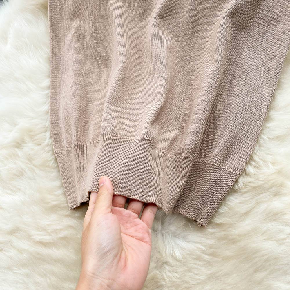 Two Piece Dress Sexy Sweater Contrast color Vertical Stripes Pleated Skirt Suits Women's Autumn Sleeveless Knitted Top Two Piece Long Skirt Sets 