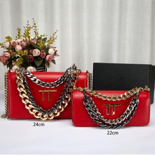 Retro Solid Color One Shoulder Crossbody Bag Designer Style Metal Contrasting Color Chain Decoration Leather Women's New Handbag Fashion Versatile
Retro Solid Color One Shoulder Crossbody Bag Designer Style Metal Contrasting Color Chain Decoration Leather Women's New Handbag Fashion Versatile