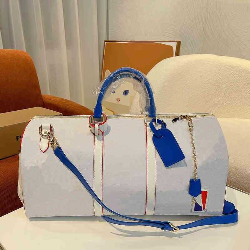 NEW Shoulder Bag Designer Handbags Tote Leather Handbag Women Fashion Duffel Luggage Bags High Capacity Crossbody Bags Lady Sports Bags 220421, 45cm--blue
NEW Shoulder Bag Designer Handbags Tote Leather Handbag Women Fashion Duffel Luggage Bags High Capacity Crossbody Bags Lady Sports Bags 220421, 45cm--blue