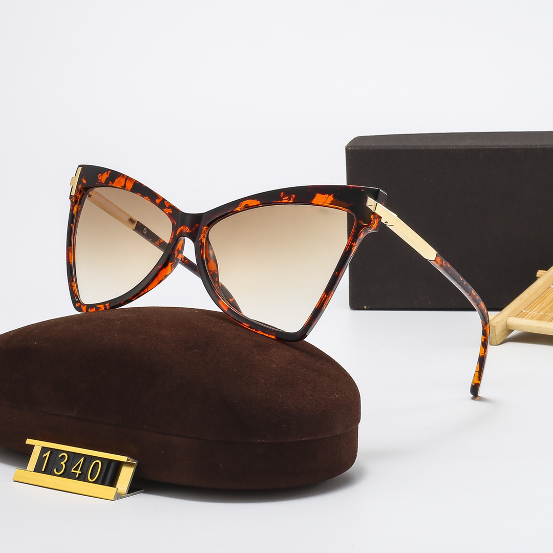 HOT designer sunglasses for women designer glasses women womans sunglasses full frame UV400 adumbral classic outdoor glasses designer glasses sun glasses men
HOT designer sunglasses for women designer glasses women womans sunglasses full frame UV400 adumbral classic outdoor glasses designer glasses sun glasses men