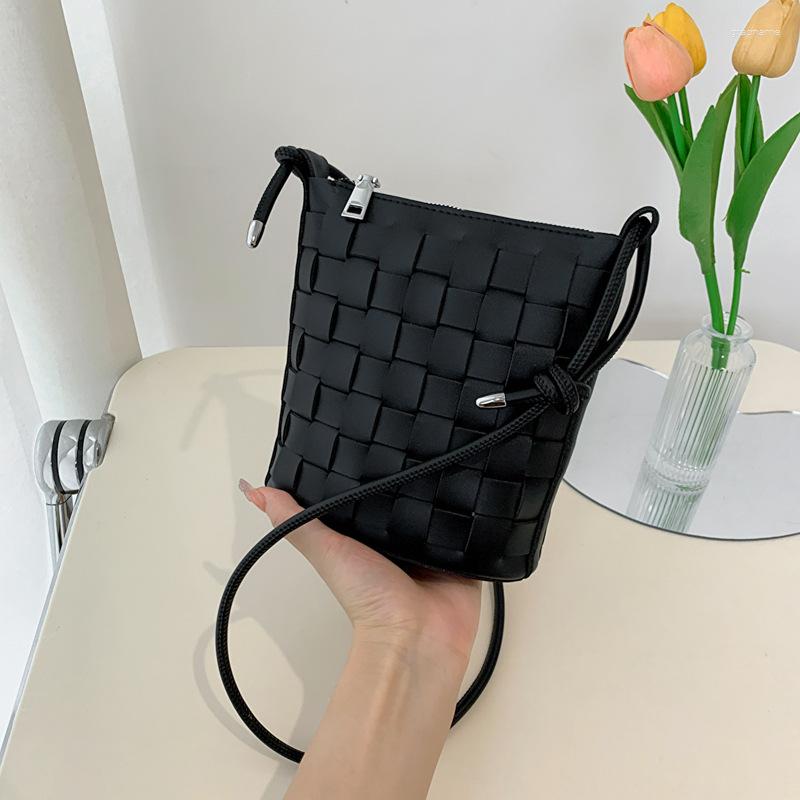 Evening Bags Woven Small Square For Women High-quality Leather Shoulder Bag Designer Knitting Purses Crossbody Hobos, Photo color
Evening Bags Woven Small Square For Women High-quality Leather Shoulder Bag Designer Knitting Purses Crossbody Hobos, Photo color