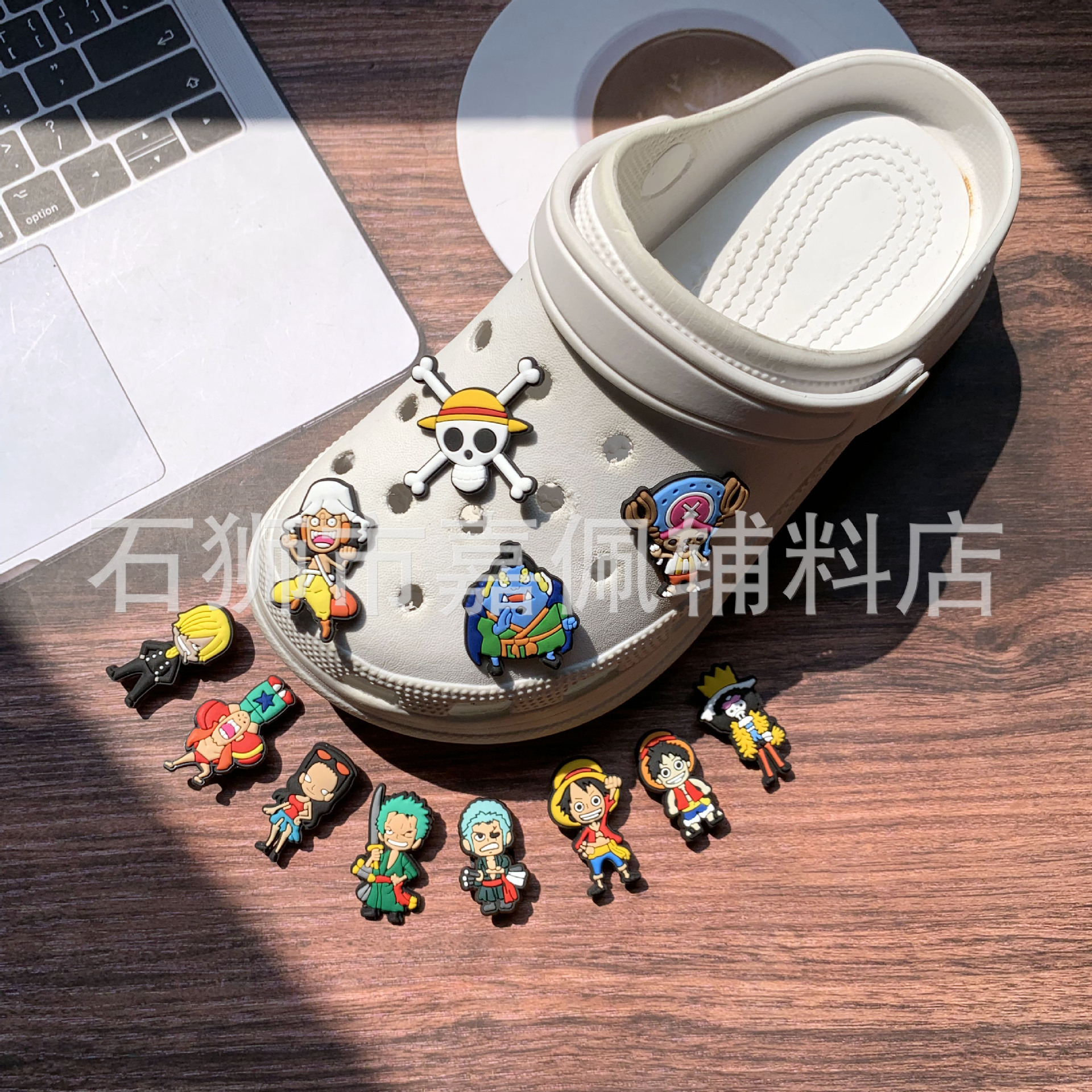 Anime charms one piece figures wholesale childhood memories funny gift cartoon charms shoe accessories pvc decoration buckle soft rubber clog charms, Equally mixed colors
Anime charms one piece figures wholesale childhood memories funny gift cartoon charms shoe accessories pvc decoration buckle soft rubber clog charms, Equally mixed colors