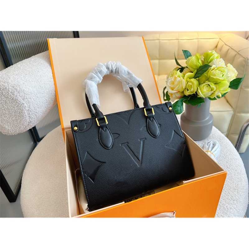 Messenger Bag Fashion Crafty Onthego Pm Handbags Women Luxurys Designers Bags Embossing Lady Monograms Genuine Leather Crossbody Shoulder, Black
Messenger Bag Fashion Crafty Onthego Pm Handbags Women Luxurys Designers Bags Embossing Lady Monograms Genuine Leather Crossbody Shoulder, Black