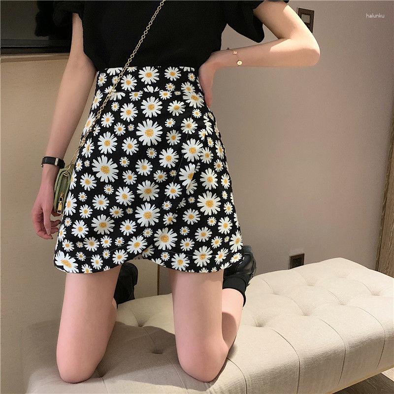 Skirts Women Korean Floral Print Mini Skirt Summer Plus Size Woman Short With Shorts High Waist A-line Daisy Flower Sweet, Black
Skirts Women Korean Floral Print Mini Skirt Summer Plus Size Woman Short With Shorts High Waist A-line Daisy Flower Sweet, Black