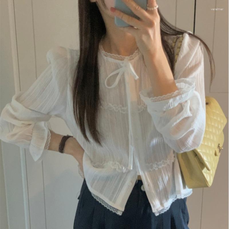 Women's Blouses Ruffle Lace Up Chemise Femme Loose Sunscreen Shirt Blusas Mujer De Moda 2023 Casual White Camisas Doll
Women's Blouses Ruffle Lace Up Chemise Femme Loose Sunscreen Shirt Blusas Mujer De Moda 2023 Casual White Camisas Doll