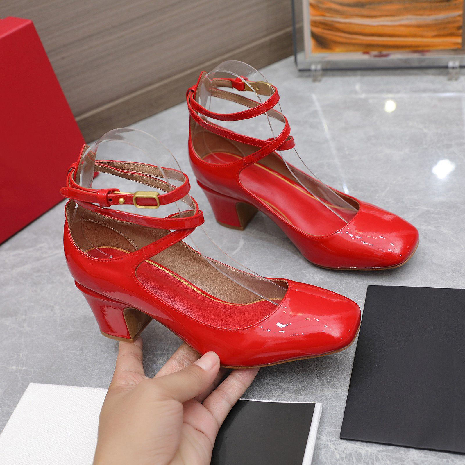Tan-Go Patent Leather Pupmp Sandal Designer Women High Heels Sandals Top -Quality Luxury Wedding Party Mary Jane Shoes, Colour 5
Tan-Go Patent Leather Pupmp Sandal Designer Women High Heels Sandals Top -Quality Luxury Wedding Party Mary Jane Shoes, Colour 5
