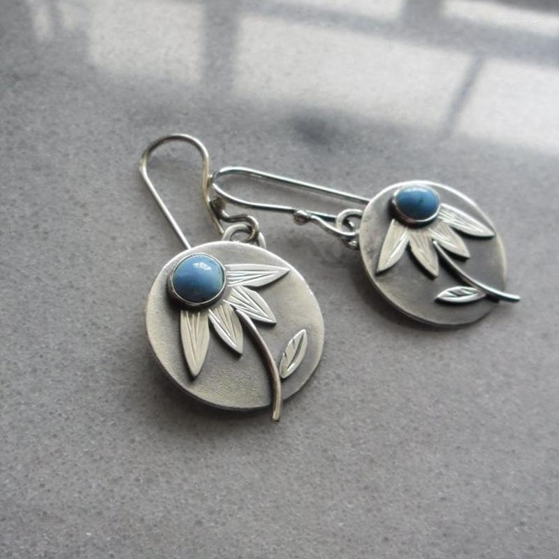 Dangle Earrings Vintage Oval Blue Stone Bohemian Silver Color Metal Round Carving Leaf Flower Hook For Women Jewelry
Dangle Earrings Vintage Oval Blue Stone Bohemian Silver Color Metal Round Carving Leaf Flower Hook For Women Jewelry