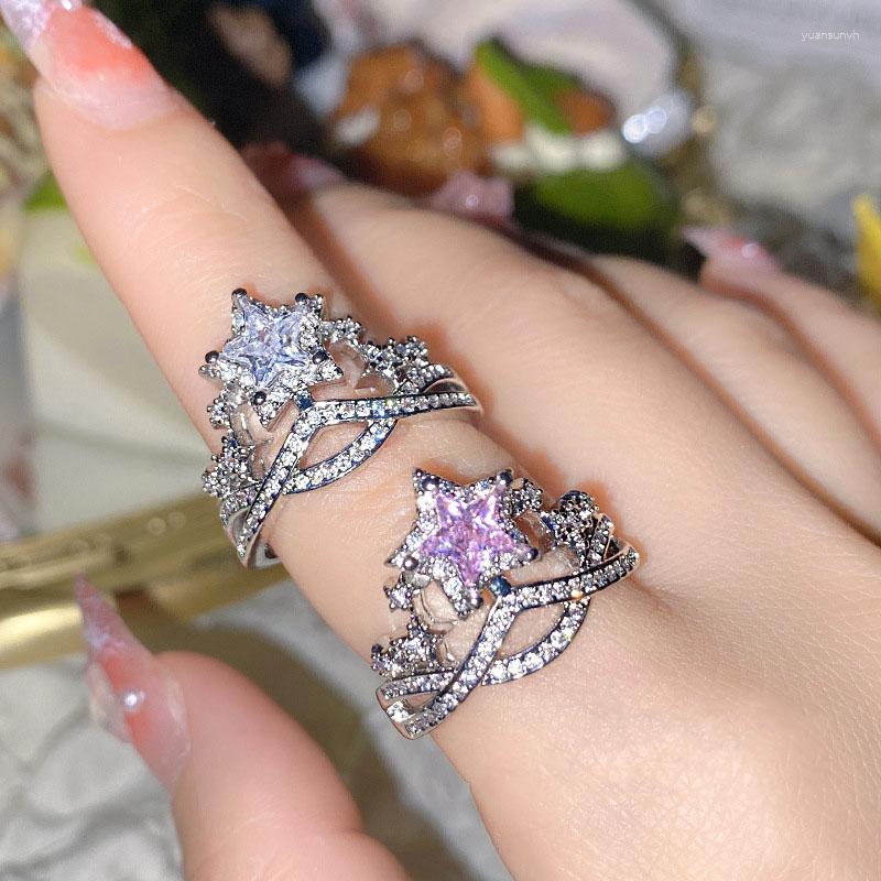 Wedding Rings Brillian Luxury Romantic Sweet Star Lace Cubic Zirconia Open Adjustable Ring For Women's Engagement Ball Party Jewelry
Wedding Rings Brillian Luxury Romantic Sweet Star Lace Cubic Zirconia Open Adjustable Ring For Women's Engagement Ball Party Jewelry