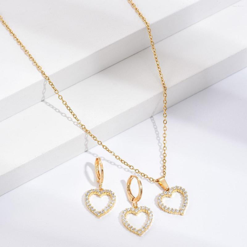 Necklace Earrings Set Love Heart Pendant Ear Buckle Exquisite Fashion Valentine's Day Birthday Anniversary Gift Female Collarbone Chain, Picture shown
Necklace Earrings Set Love Heart Pendant Ear Buckle Exquisite Fashion Valentine's Day Birthday Anniversary Gift Female Collarbone Chain, Picture shown