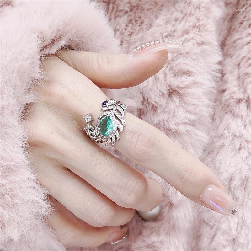 Cluster Rings High Quality Emerald Feather Zircon Ring Women's Adjustable Temperament Jewelry Party Birthday Gift
Cluster Rings High Quality Emerald Feather Zircon Ring Women's Adjustable Temperament Jewelry Party Birthday Gift