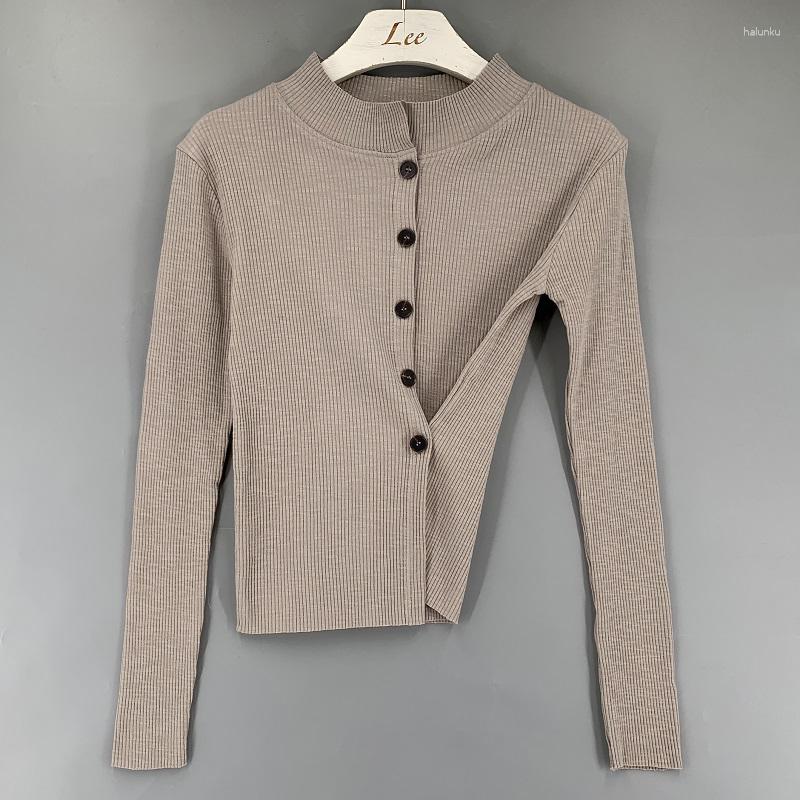 Women's Blouses Women's Tunics Light Blousas Crop Top Female 2023 Clothes Basic Shirt Korean Tops Summer Harajuku Chic Sexy, Khaki
Women's Blouses Women's Tunics Light Blousas Crop Top Female 2023 Clothes Basic Shirt Korean Tops Summer Harajuku Chic Sexy, Khaki