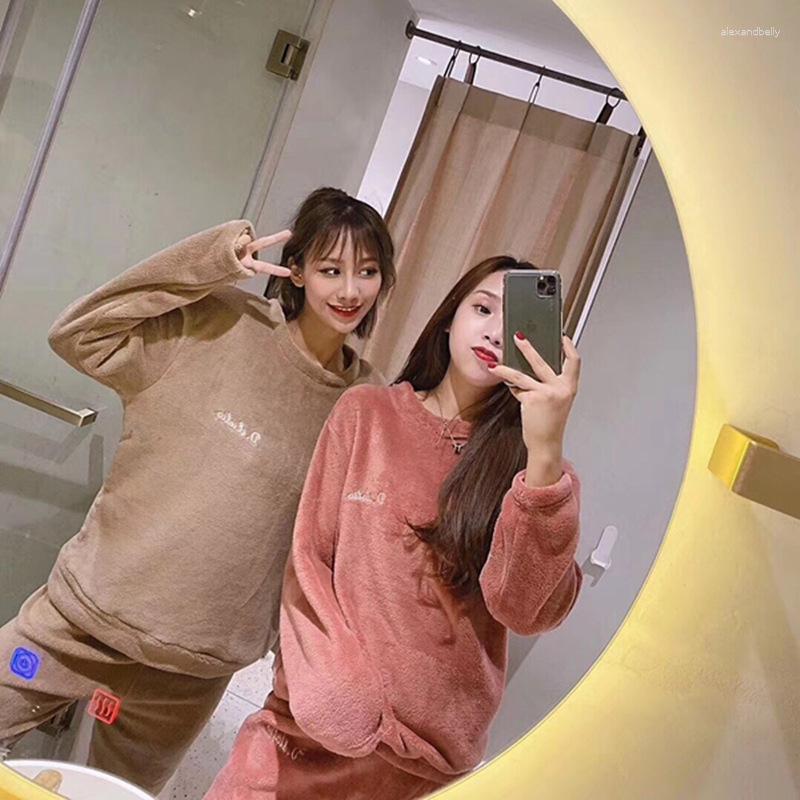 Women's Sleepwear Elegant Pajamas Autumn/winter Flannel Warm Nightgown Women's Long-sleeve Suit Korean Loose Soft Home Service, Pink
Women's Sleepwear Elegant Pajamas Autumn/winter Flannel Warm Nightgown Women's Long-sleeve Suit Korean Loose Soft Home Service, Pink