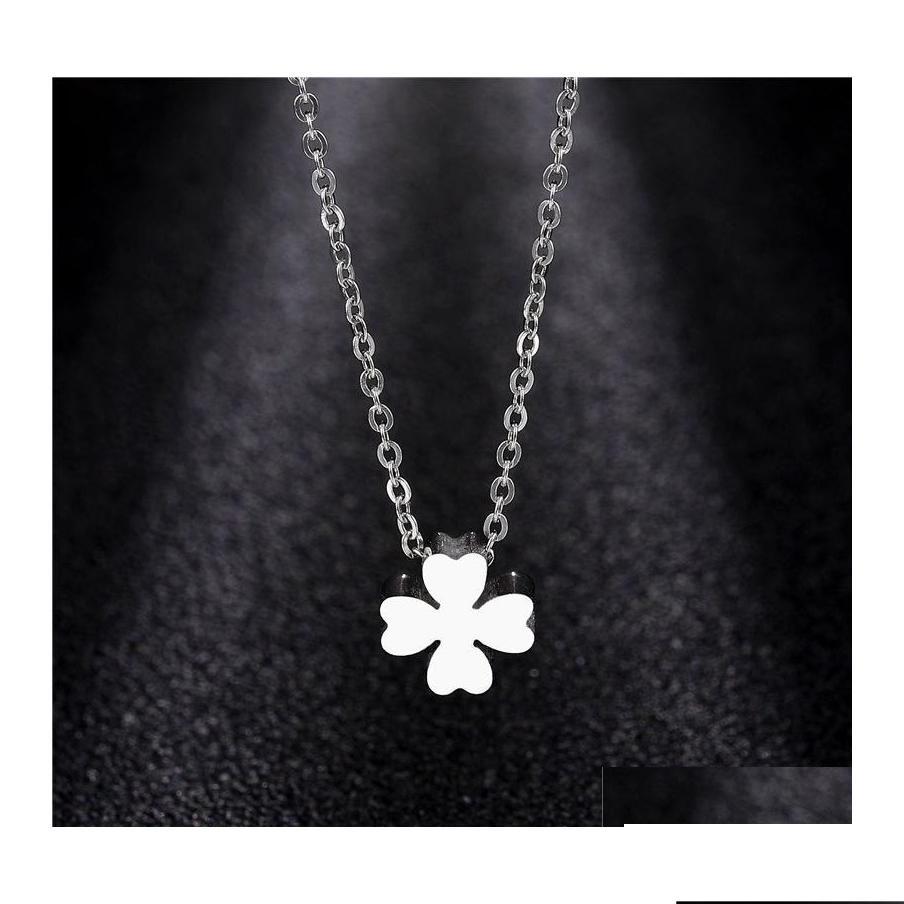 Pendant Necklaces Stainless Steel Threensional Lucky Love Heart Fourleaf Clover Shape Necklace Woman Mother Gift We Dhwmw
Pendant Necklaces Stainless Steel Threensional Lucky Love Heart Fourleaf Clover Shape Necklace Woman Mother Gift We Dhwmw