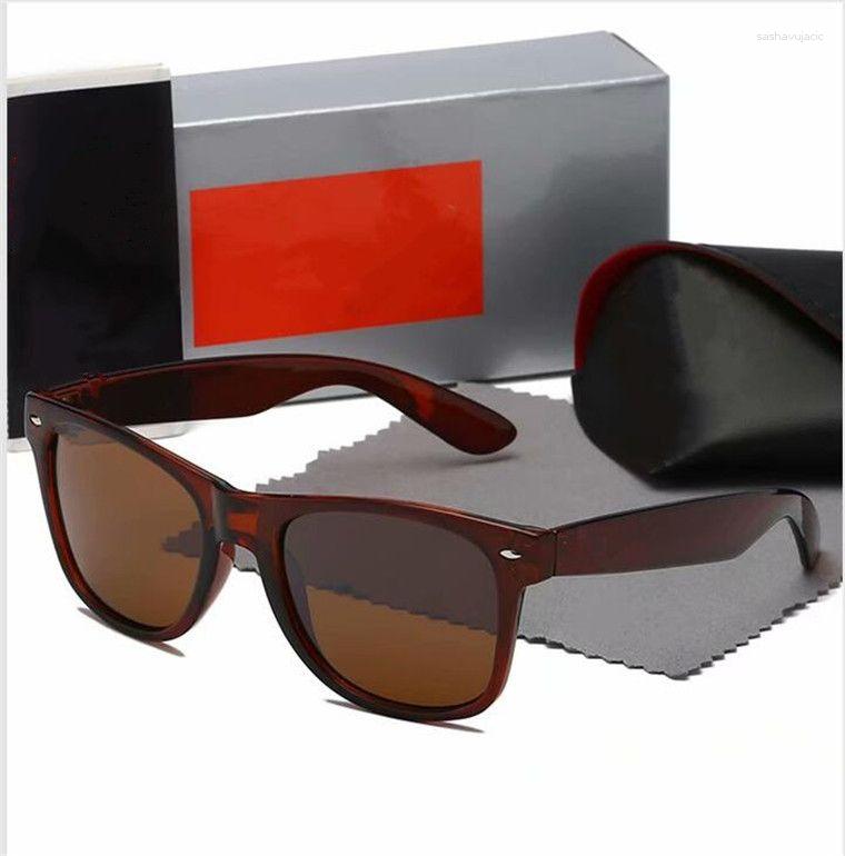 Sunglasses Men's 4296 BLACK GRAY Polarized Mm Mens Designer Luxury Fashion Brand For Woman Glasses
Sunglasses Men's 4296 BLACK GRAY Polarized Mm Mens Designer Luxury Fashion Brand For Woman Glasses