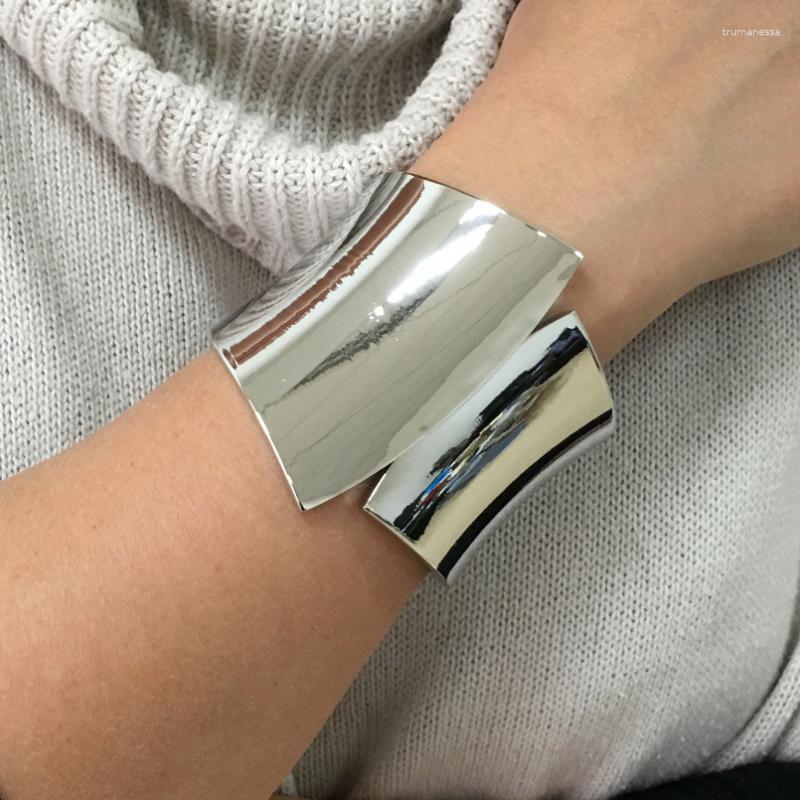 Bangle Classic Punk Shiny Surface Alloy Statement Cuff Bracelets For Women Fashion Jewelry Big Bangles Wholesale UKMOCBangle Raym22
Bangle Classic Punk Shiny Surface Alloy Statement Cuff Bracelets For Women Fashion Jewelry Big Bangles Wholesale UKMOCBangle Raym22