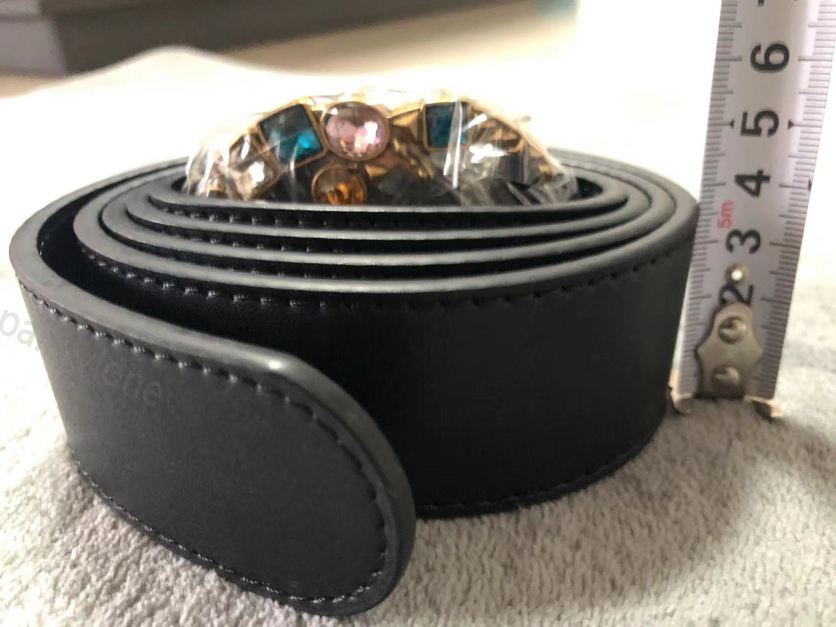 Fashion Classic Men Designer Belts Womens Mens Casual Letter Buckle Luxury Belt with diamond 3 style in store Width 3.0cm no box, Black
Fashion Classic Men Designer Belts Womens Mens Casual Letter Buckle Luxury Belt with diamond 3 style in store Width 3.0cm no box, Black