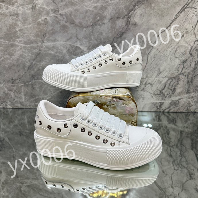 New Luxury Casual Shoes Four season white sports women's and men's casual board shoes kinds of comfortable all cow leather, 02
New Luxury Casual Shoes Four season white sports women's and men's casual board shoes kinds of comfortable all cow leather, 02